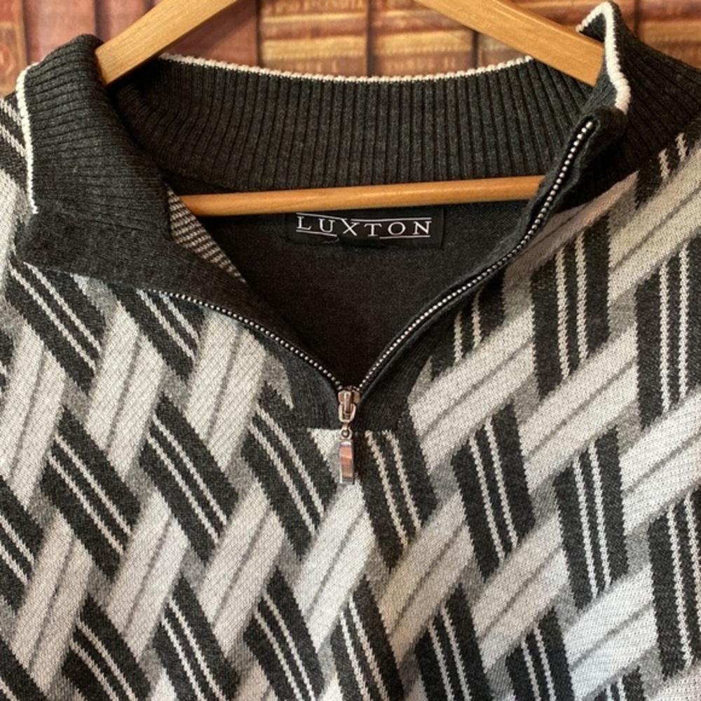 Luxton basketweave‎ design pull over sweater